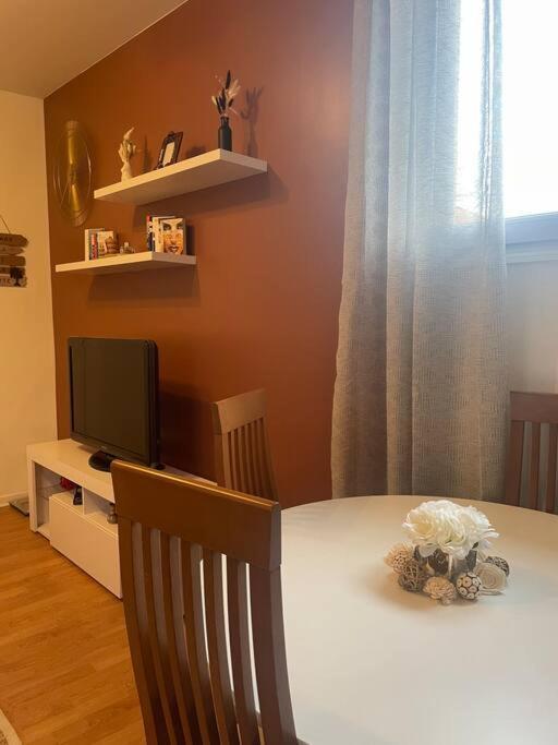 Le Floquet Apartment Vitry-sur-Seine Luaran gambar